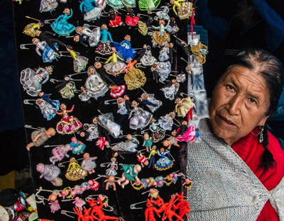 Recorridos rituales en la ciudad de La Paz durante la Alasita - BOLIVIA
© Loza 2015. Web UNESCO