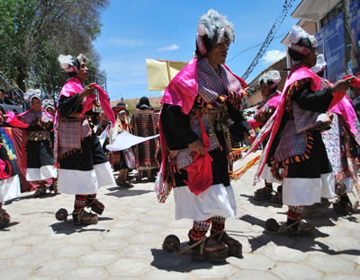 El Pujllay y el Ayarichi: músicas y danzas de la cultura yampara - BOLIVIA
© Martinez, 2010. Web UNESCO